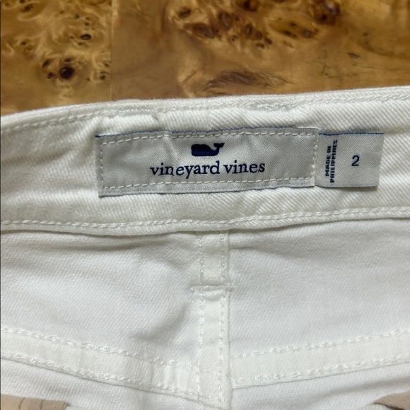 Vineyard Vines white denim skirt - Picture 3 of 3